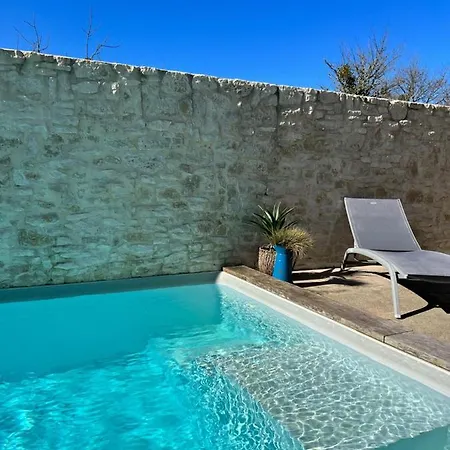 Bed and Breakfast La Girarde 4*