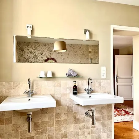 Bed and Breakfast La Girarde