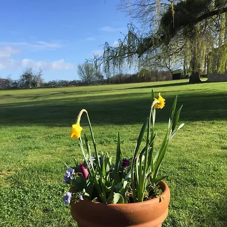 Bed and Breakfast La Girarde 4*