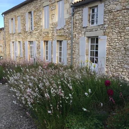 Bed and Breakfast La Girarde