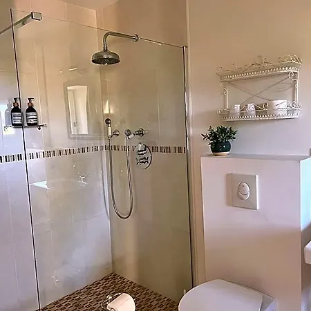 La Girarde 4* Saint-Quentin-de-Caplong