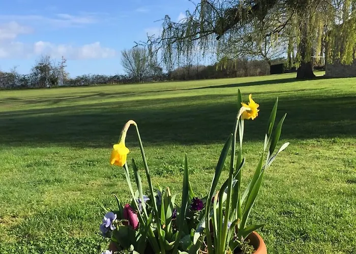 Bed & Breakfast La Girarde 4*