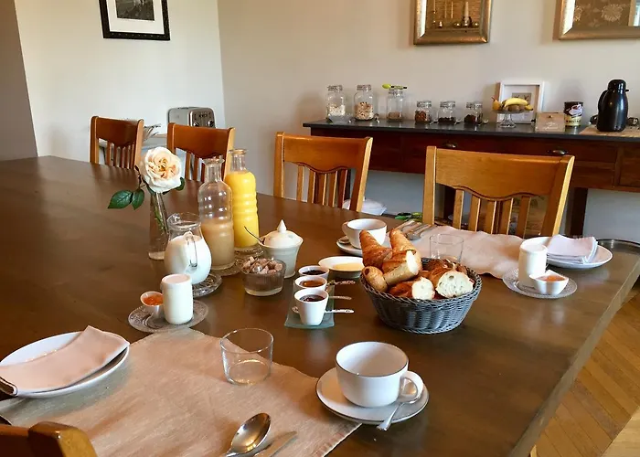 La Girarde Bed & Breakfast 4*